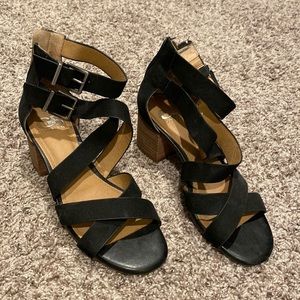 Gianni Bini strappy heels